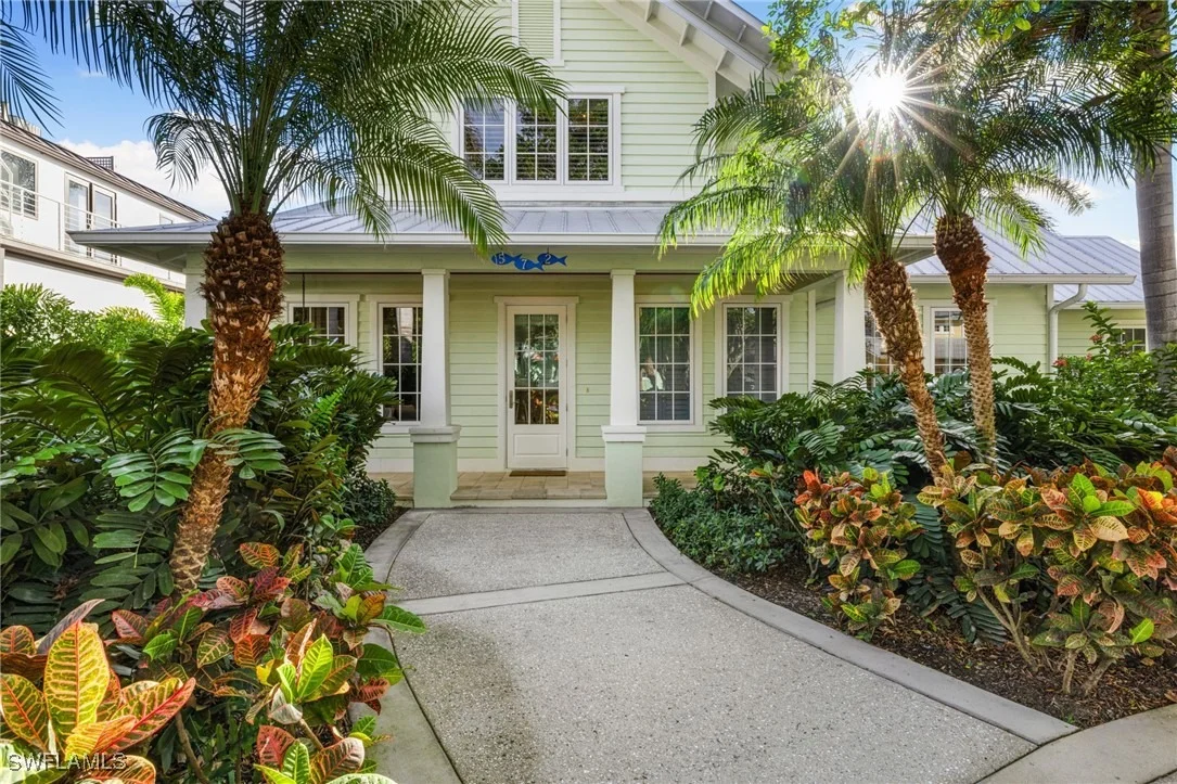 Photo of 572 7th Avenue N