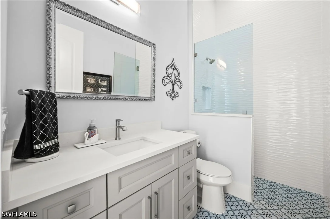 Photo of 388 Pine Avenue