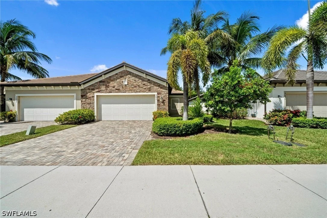 Photo of 9086 Woodhurst Drive