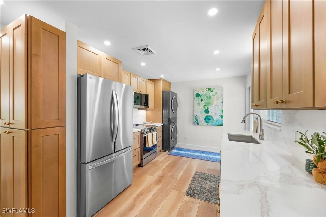 Photo of 2855 10th Street N