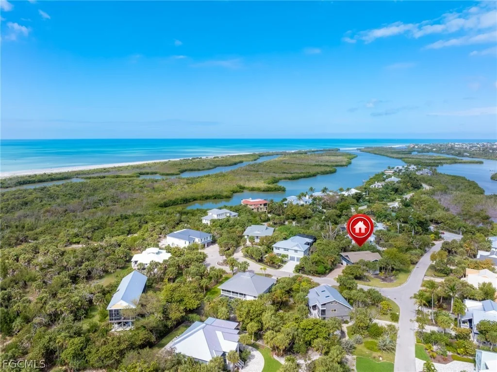 Photo of 1813 Long Point Lane
