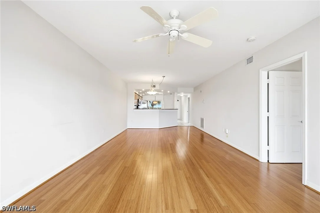 Photo of Unit 407 at 13105 Vanderbilt Drive