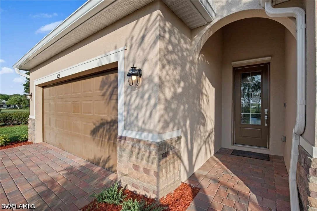 Photo of 3103 E Windsor Drive