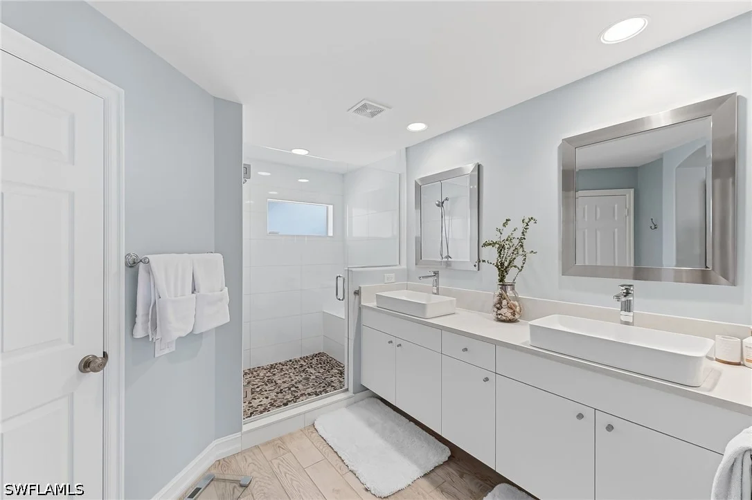 Photo of Unit 202 at 832 Carrick Bend Circle