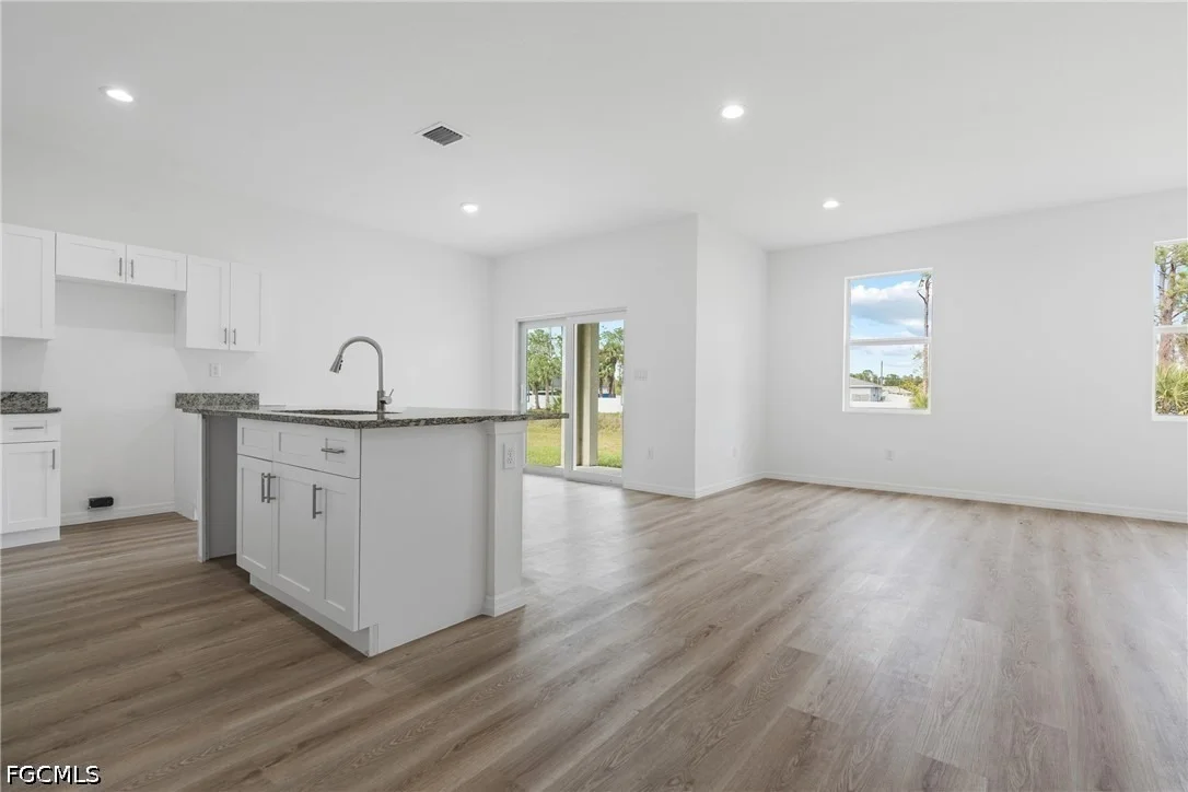 Photo of 566 Woodview Drive