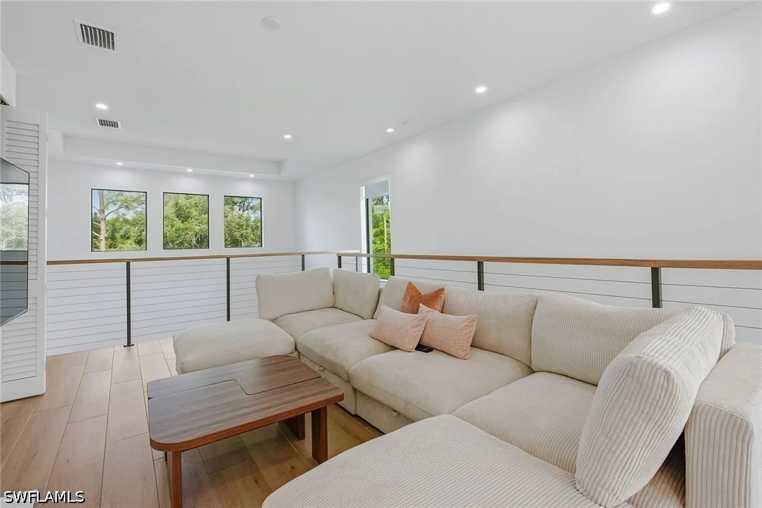 Photo of 3384 Canal Street