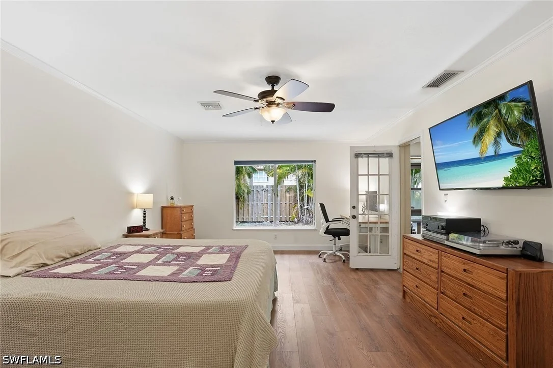 Photo of 4581 Chippendale Drive