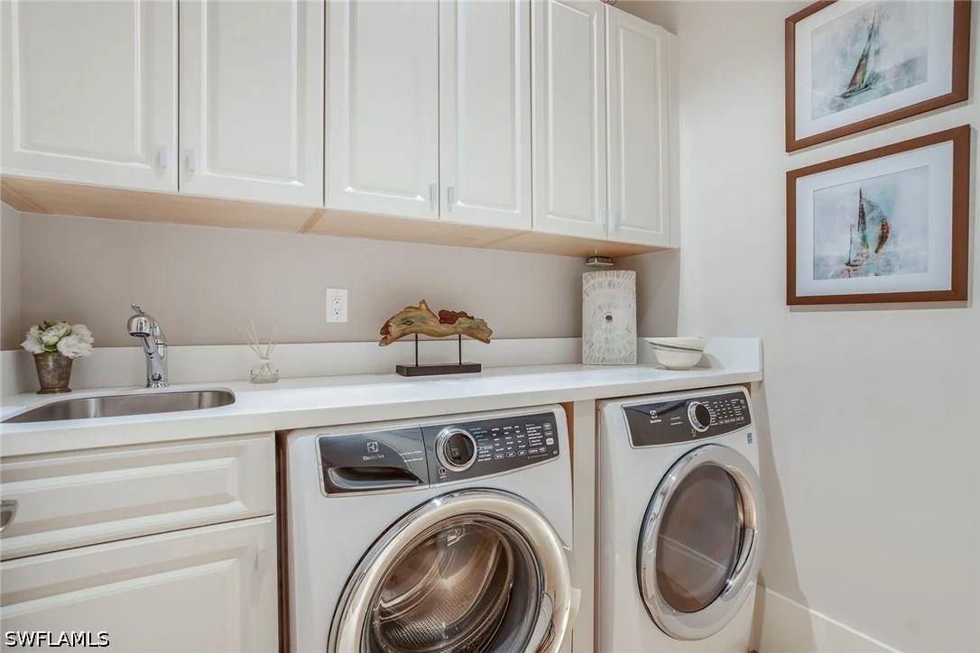 Photo of 32 6th Street S