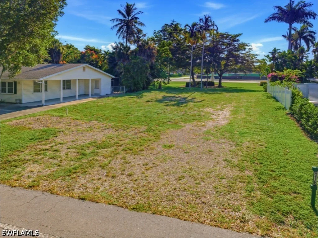 Photo of 916 13th Street N