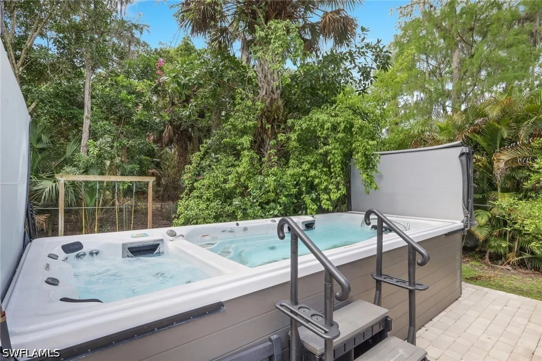 Photo of 5810 Lancewood Way