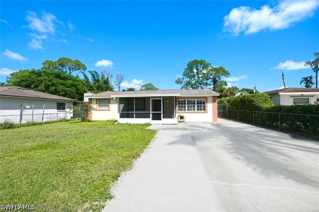 Photo of 5449 Hardee Street