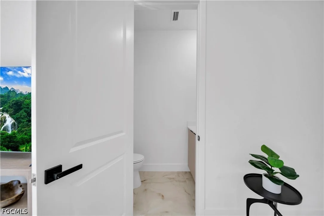Photo of 5035 Spinnaker Road