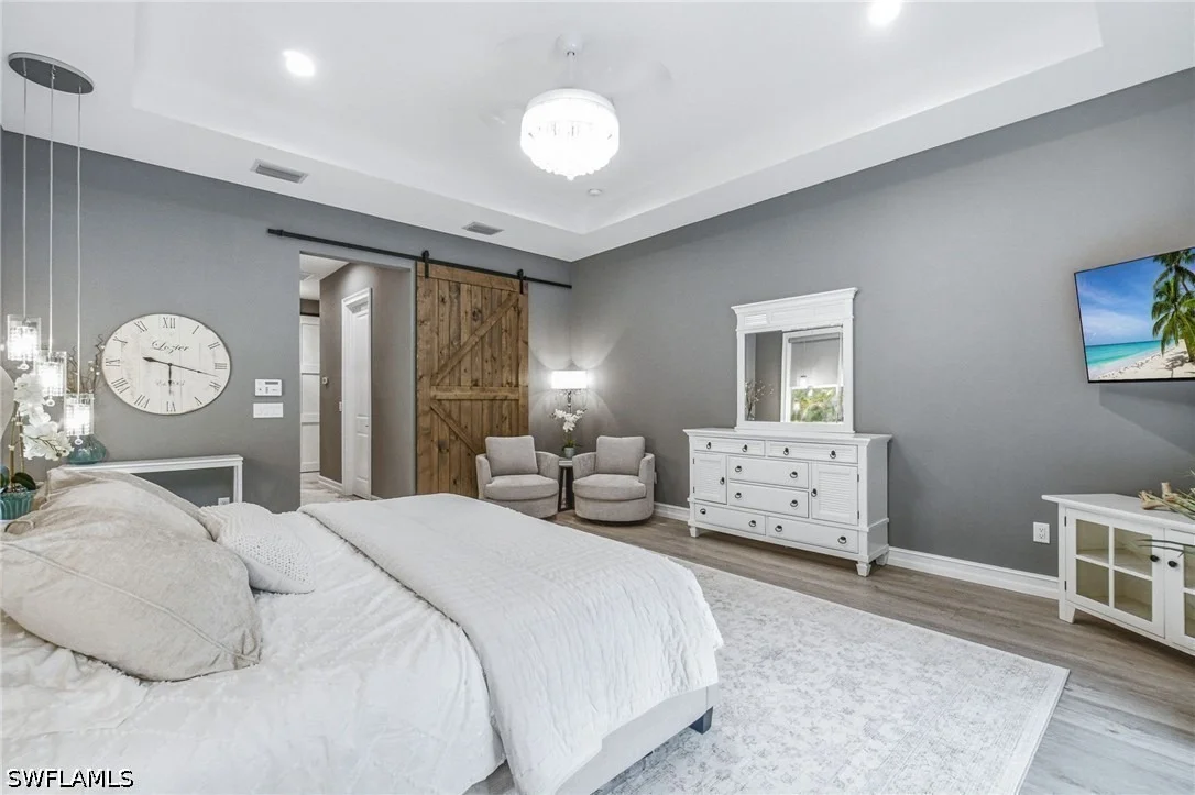 Photo of 5737 Hidden Oaks Lane