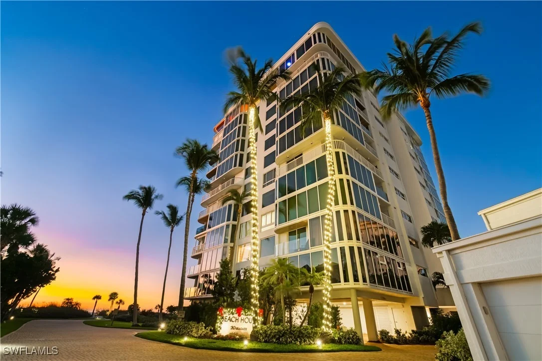 Photo of Unit 103 at 20 Seagate Drive