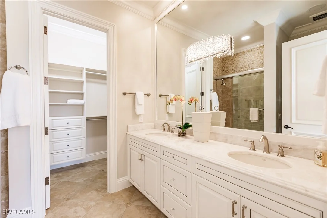 Photo of 2450 Tarpon Road