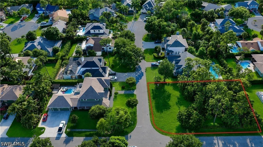 Photo of 527 Carpenter Court