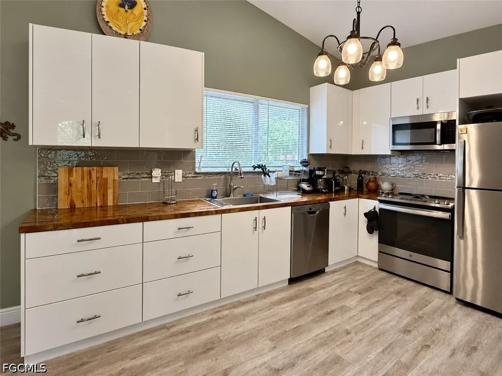 Photo of 4029 Albany Road