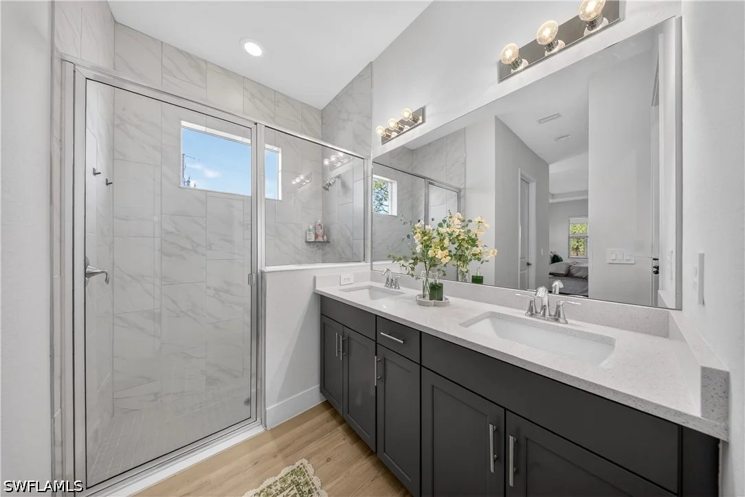 Photo of 3787 Everglades Boulevard N