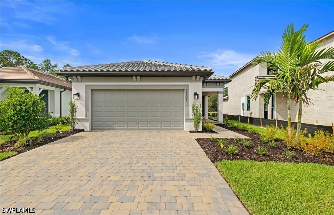 Photo of 2121 Seville Lane