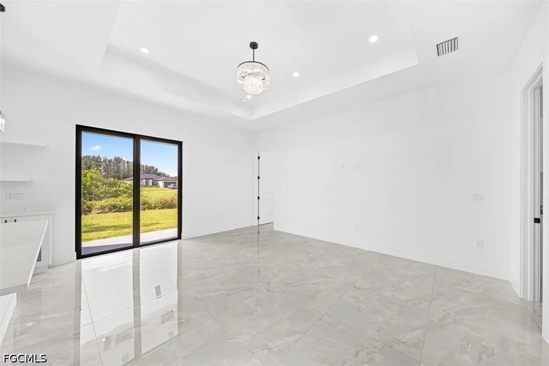 Photo of 442 Redwing Street SW