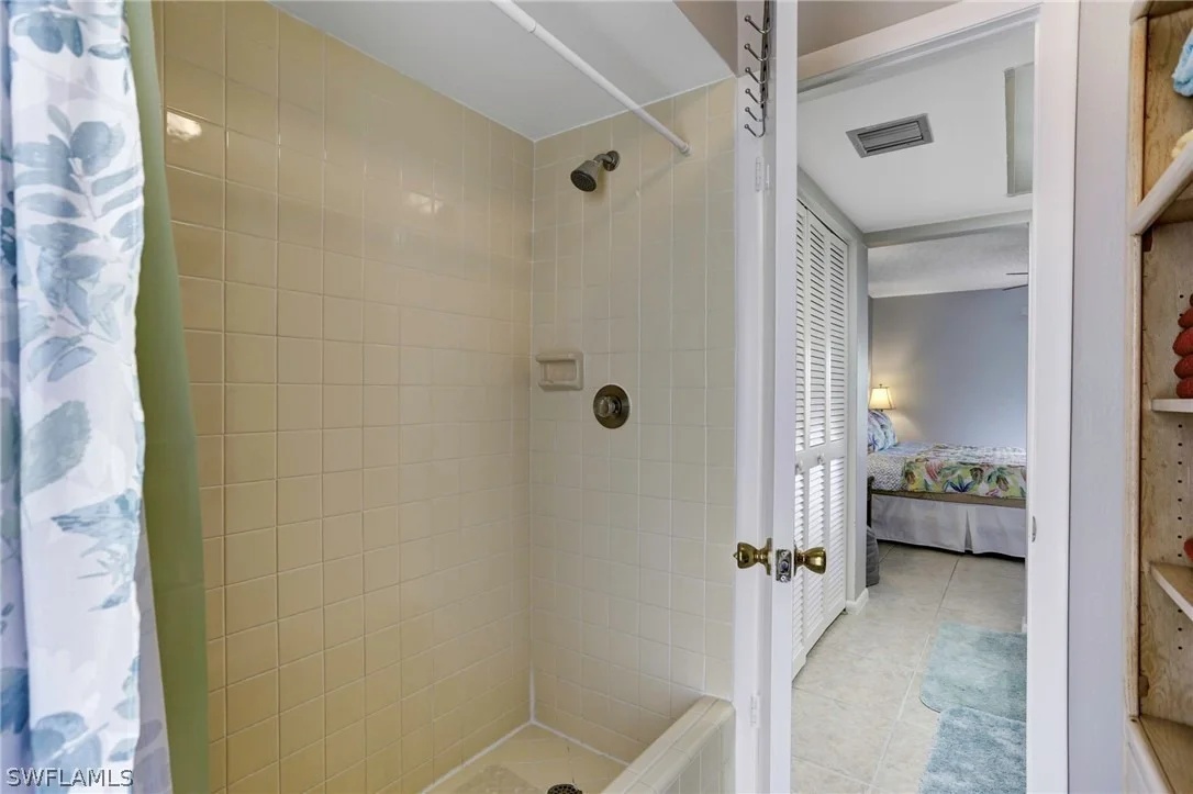 Photo of Unit 732 at 355 Palm Drive