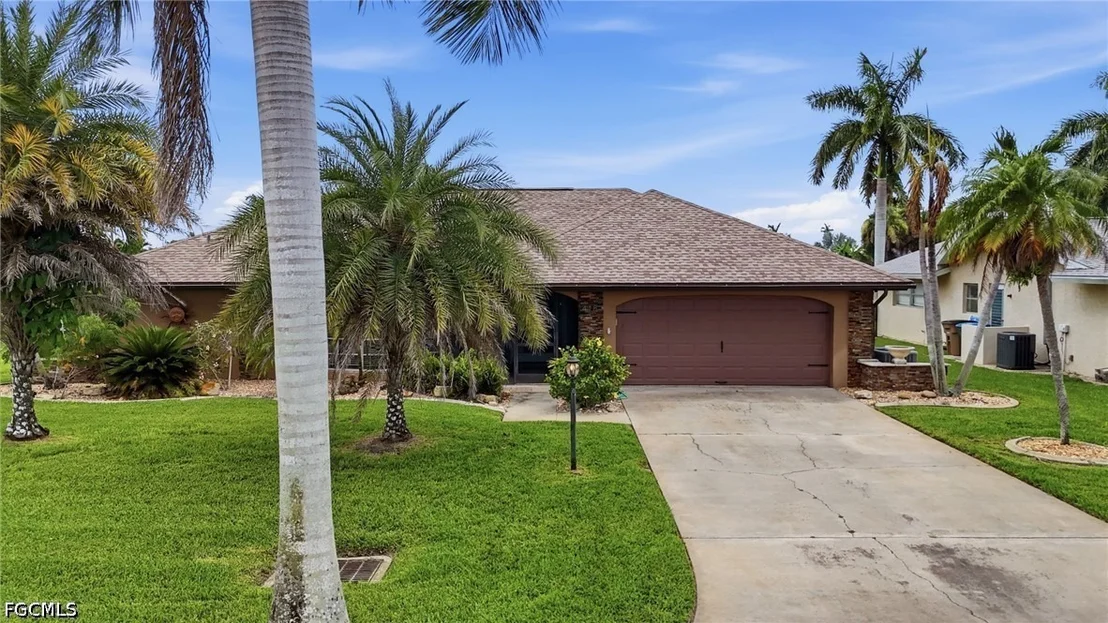 Photo of 418 Avalon Drive