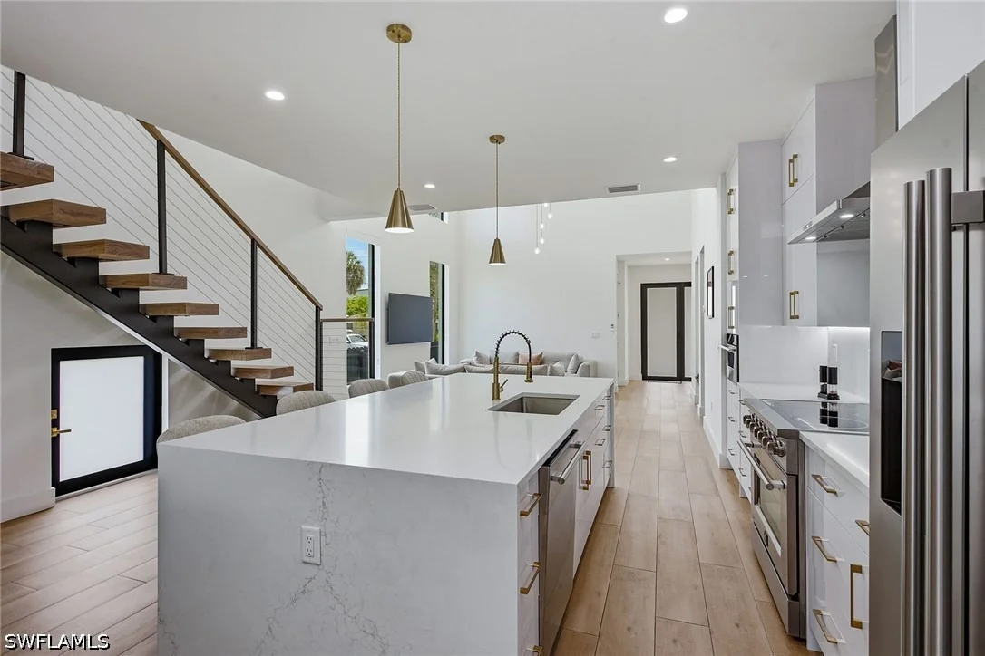 Photo of 3384 Canal Street