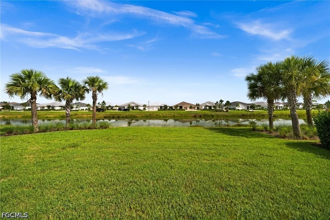 Photo of 42364 Edgewater Drive