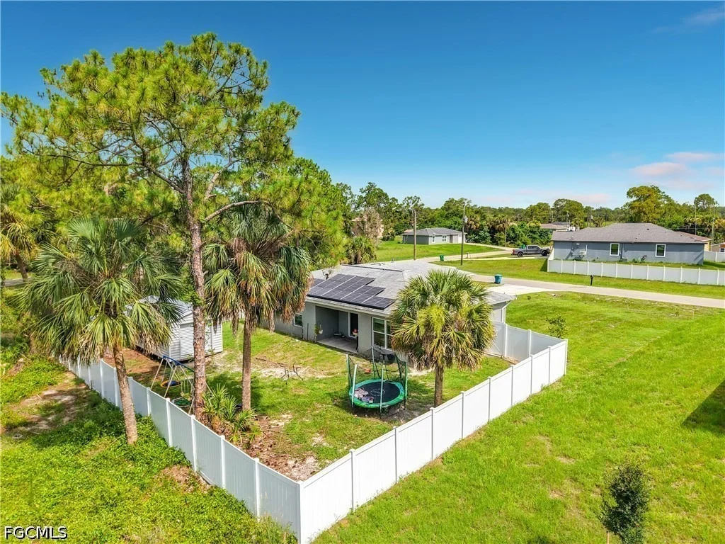 Photo of 5042 SE Tradewinds Circle