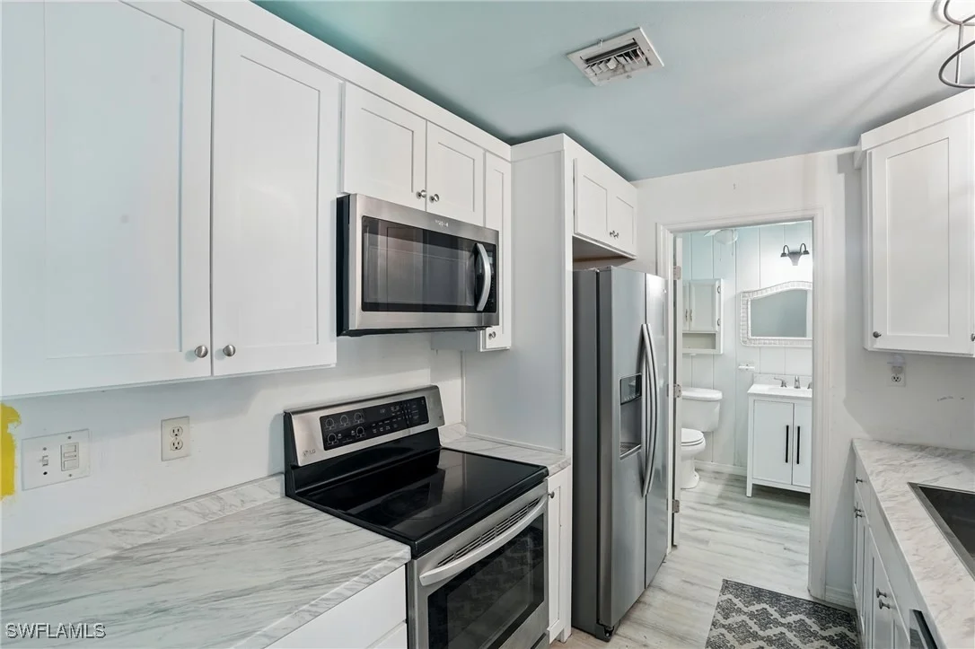 Photo of 4011 Coconut Circle S
