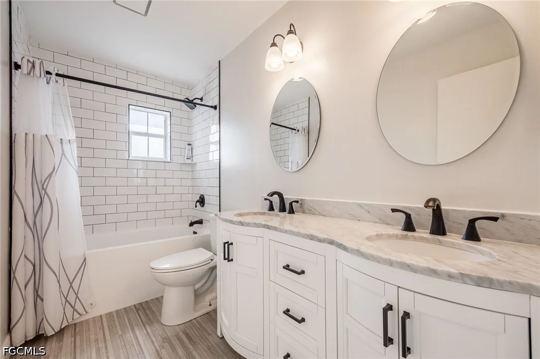 Photo of 1261 Riverbend Drive
