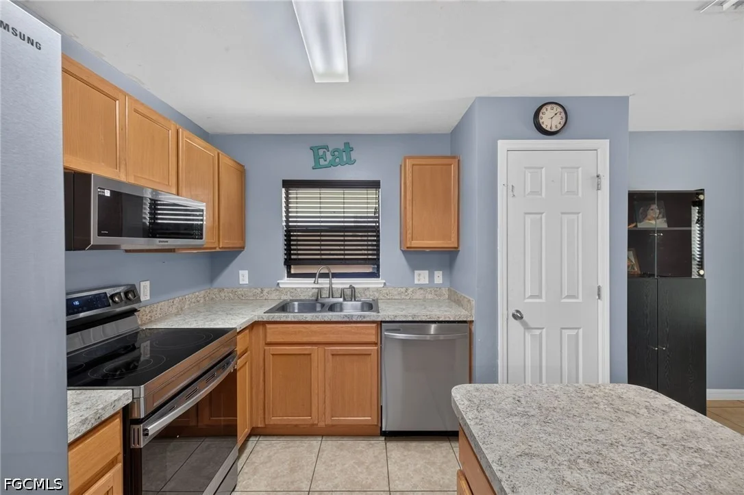 Photo of 225 Shadow Lakes Drive