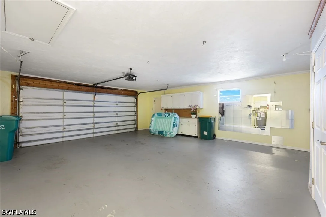 Photo of 601 97th Avenue N