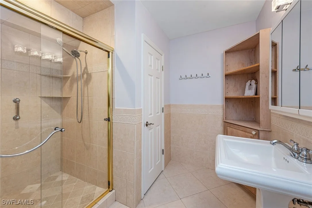 Photo of 10455 Keewaydin