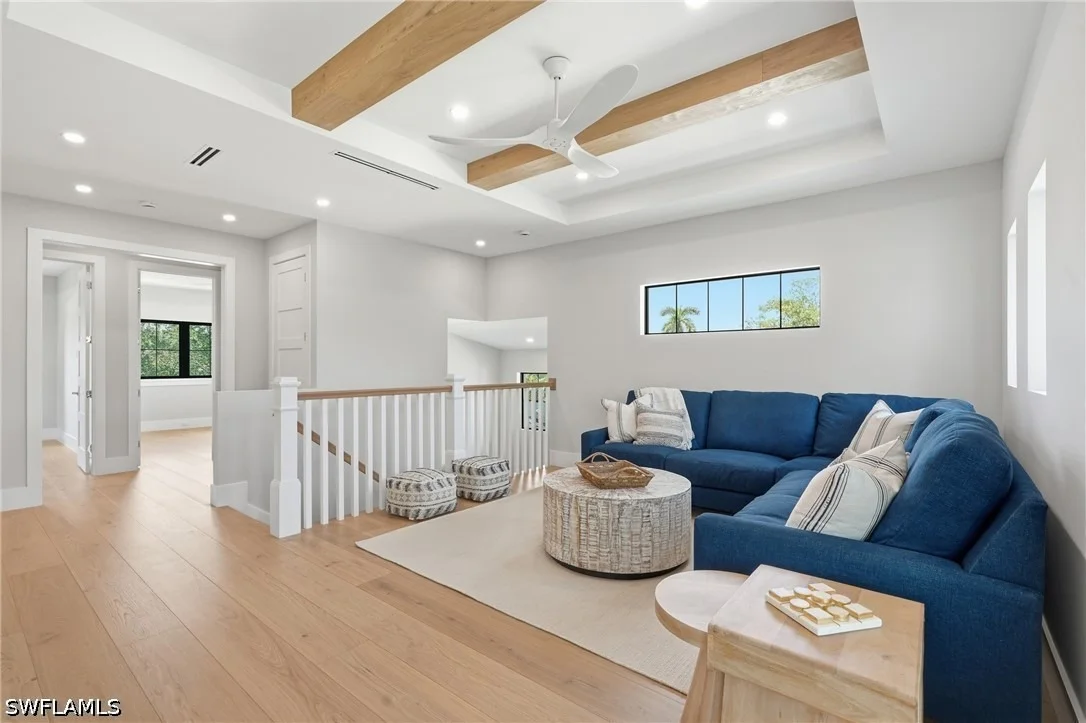 Photo of 1102 9th Avenue N
