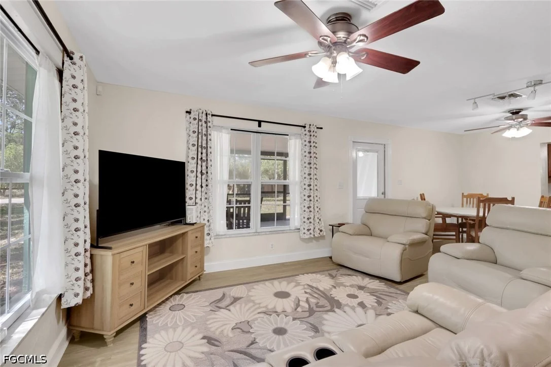 Photo of 2431 Lippincott Road