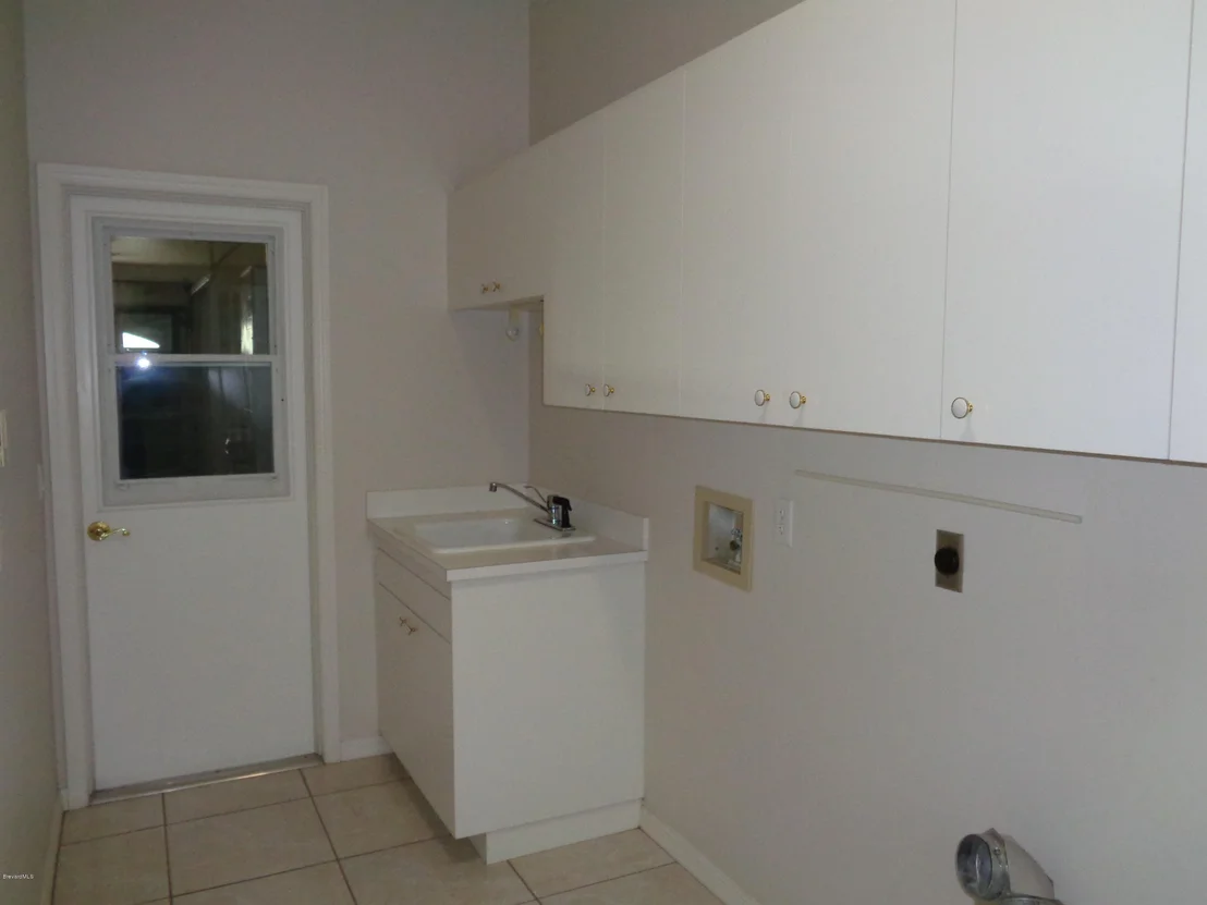 Photo of 892 Shoshone Lane