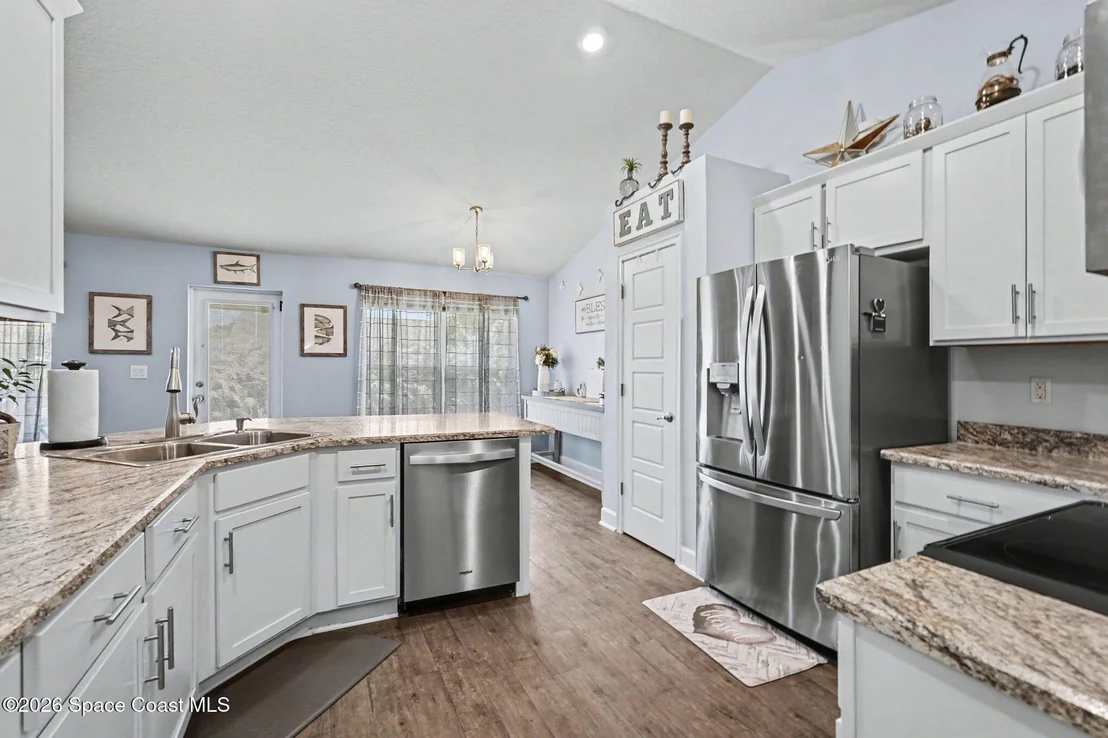 Photo of 780 Helicon Terrace