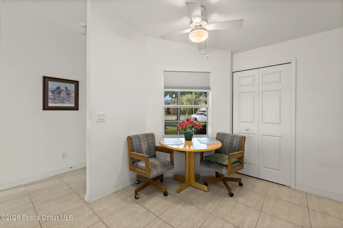 Photo of 967 Villa Drive