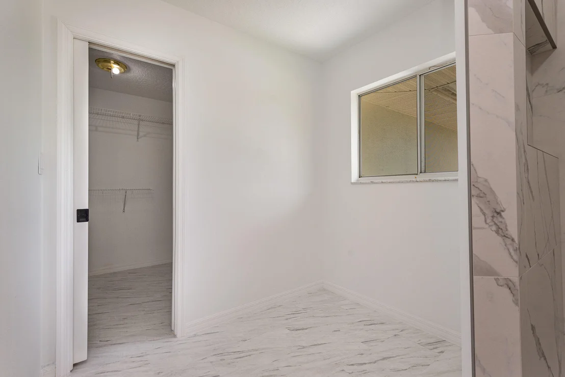 Photo of 2334 Holder Road
