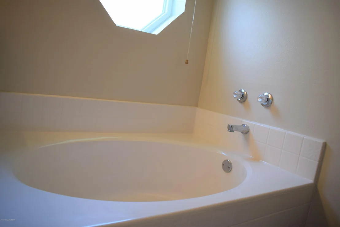 Photo of 8512 Ivanhoe Drive
