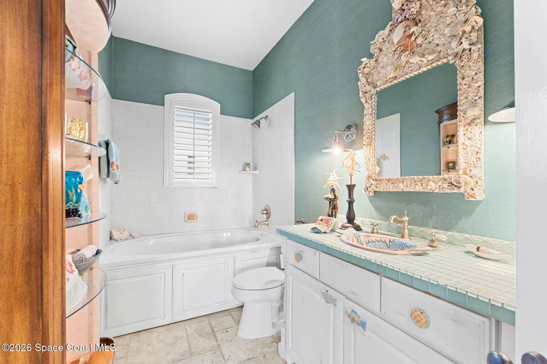 Photo of 339 Cocoa Avenue