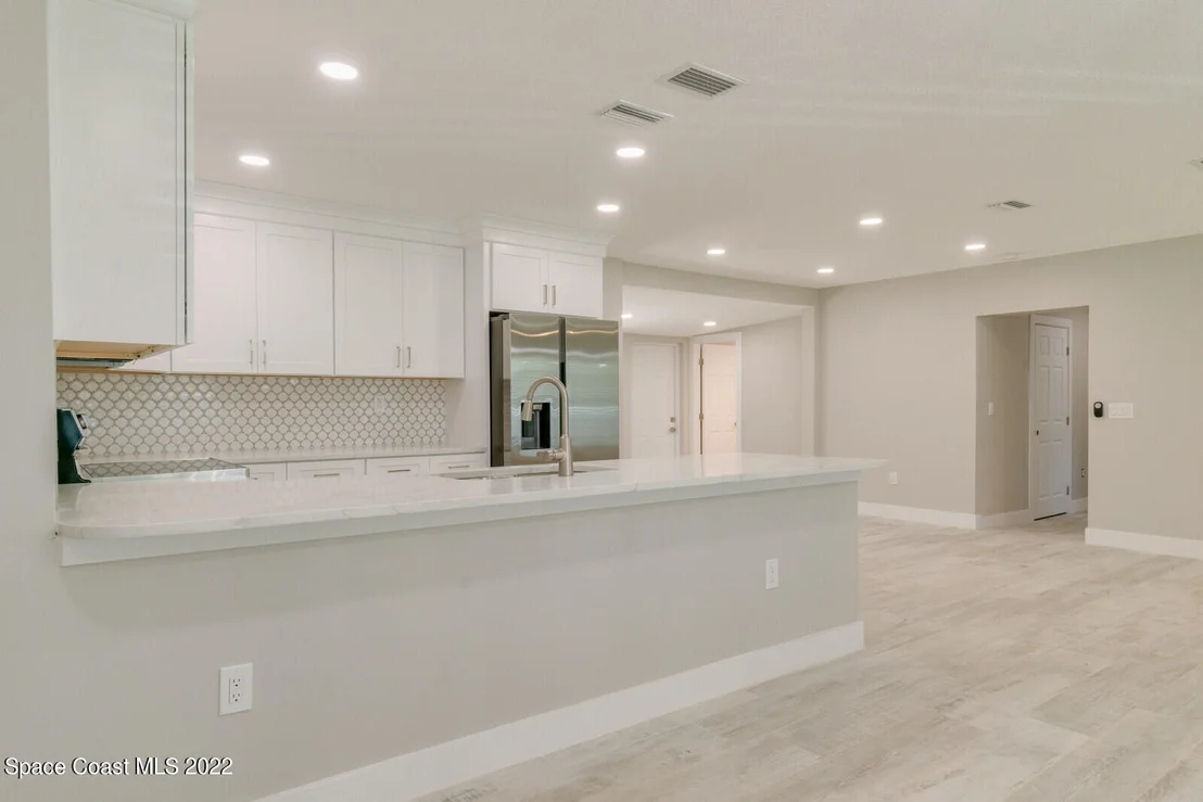 Photo of 2125 Palm Avenue