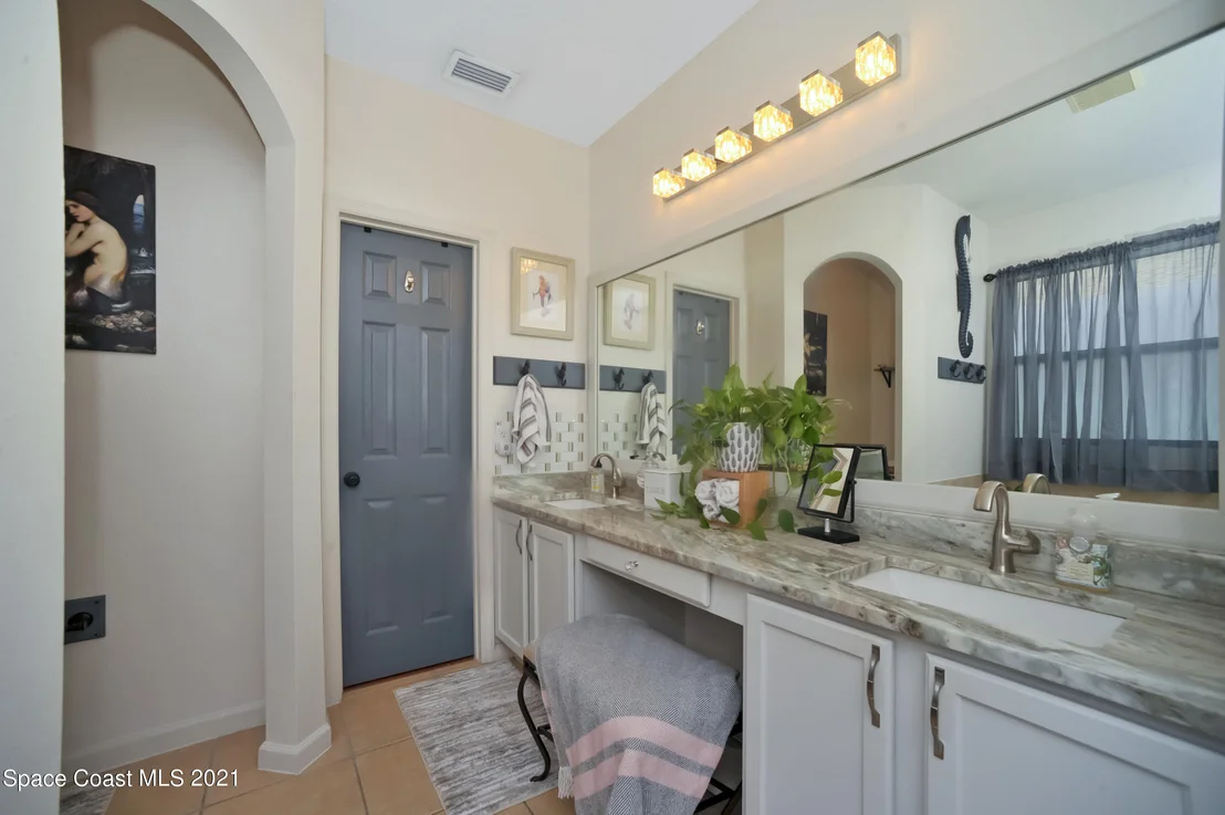 Photo of 1134 Bolle Circle
