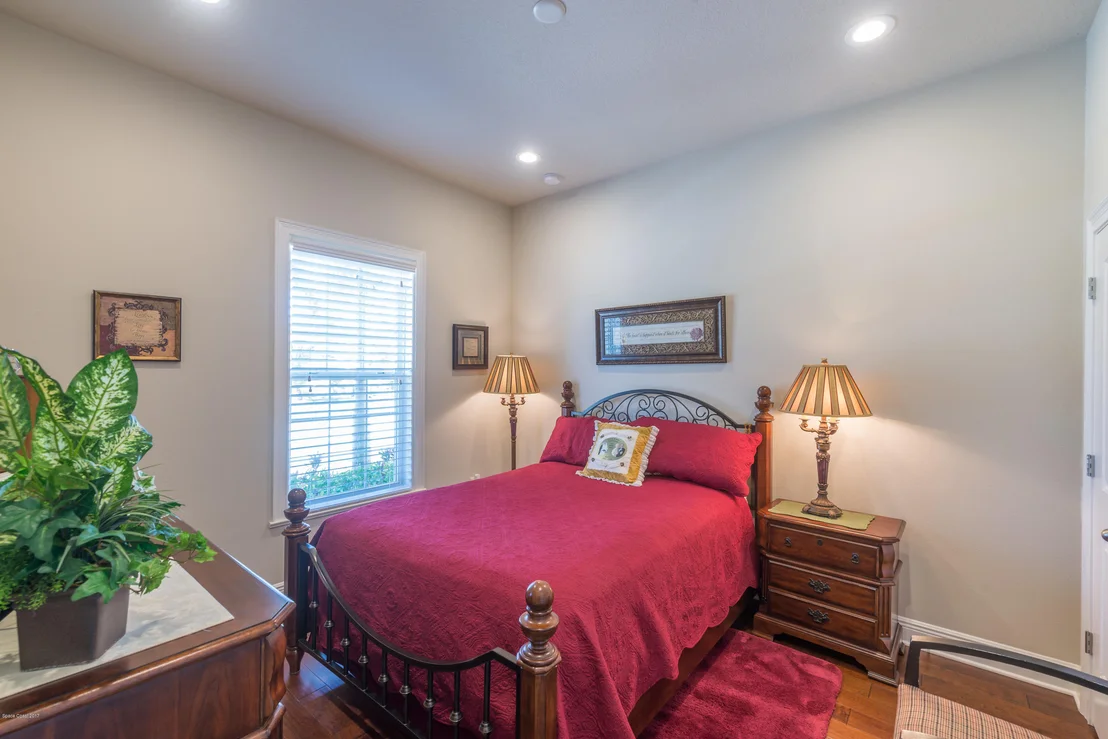 Photo of 1202 Tralee Bay Avenue