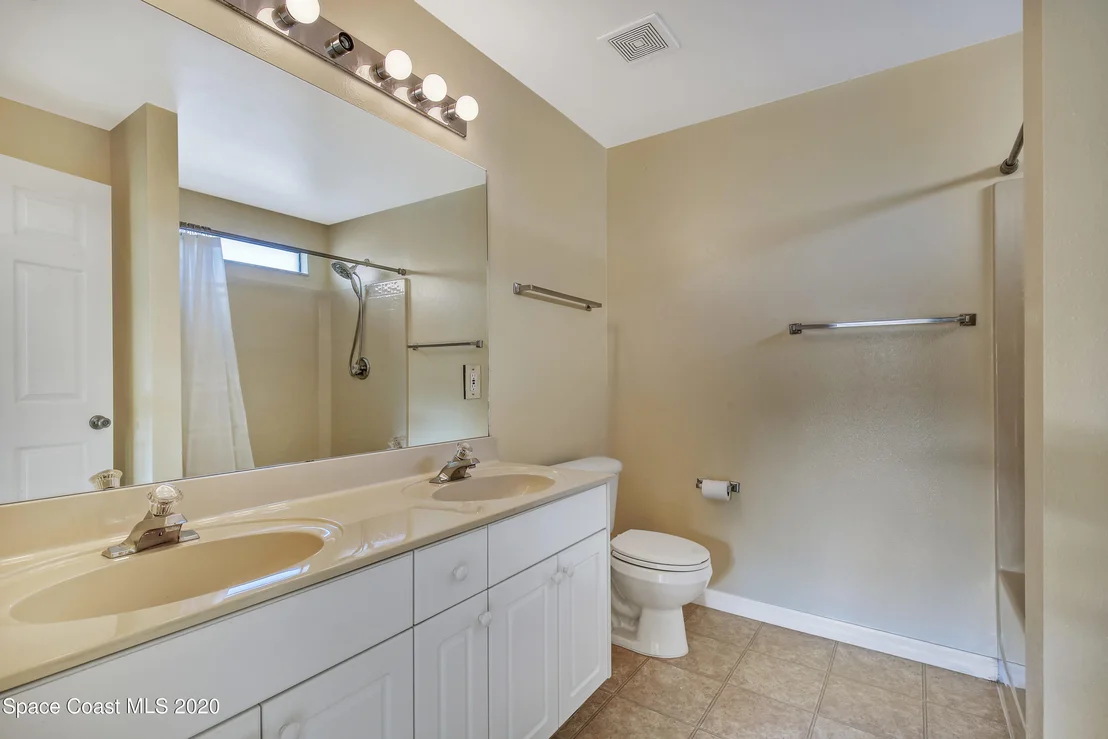 Photo of 2101 Belmont Way