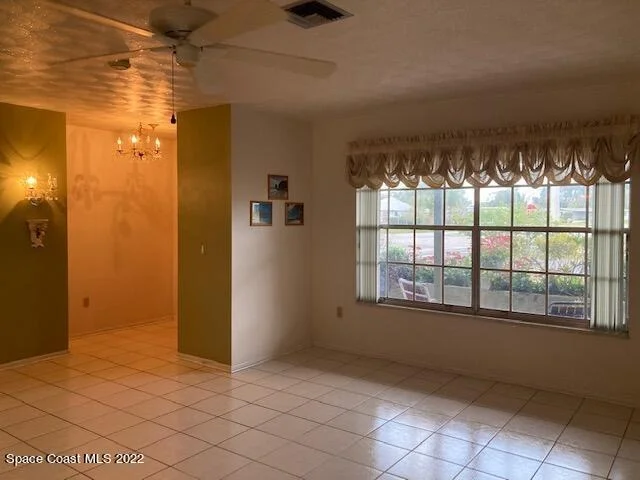 Photo of 701 Bianca Drive NE