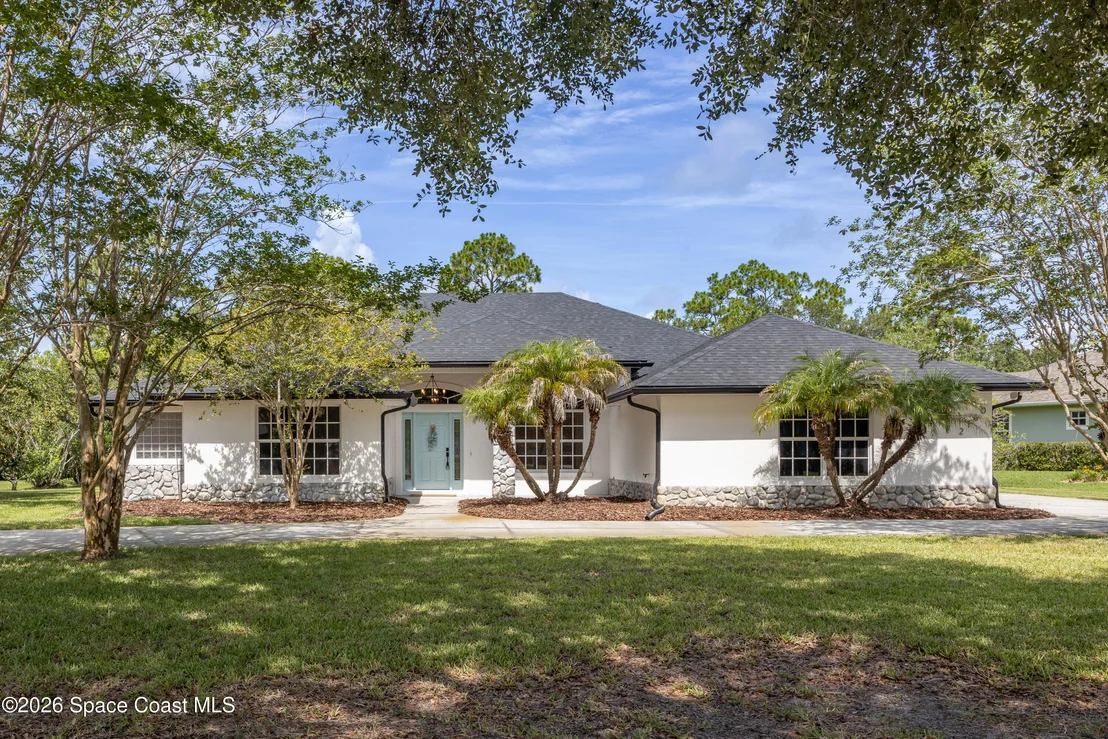 Photo of 2160 Windbrook Drive SE