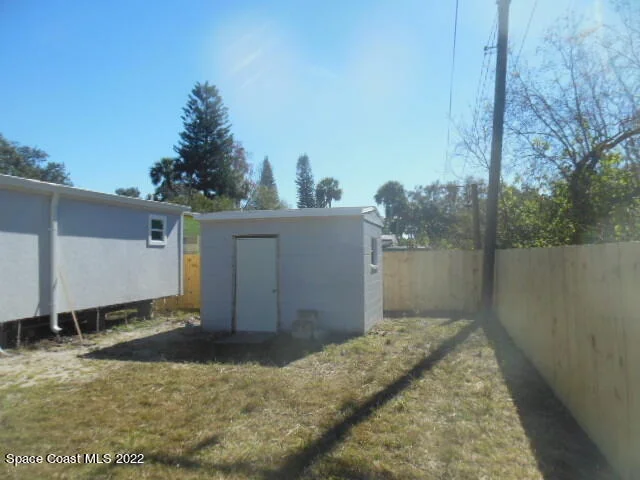Photo of 335 Maplewood Boulevard