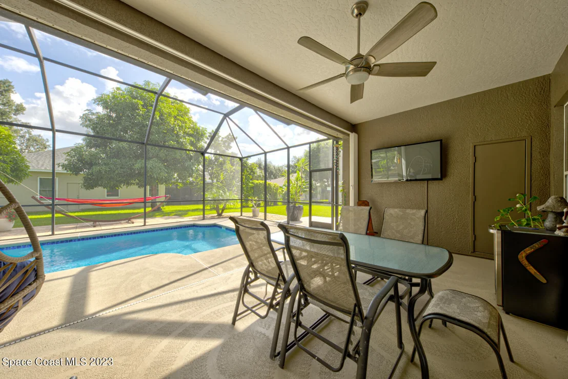 Photo of 1061 Meadowbrook Road NE